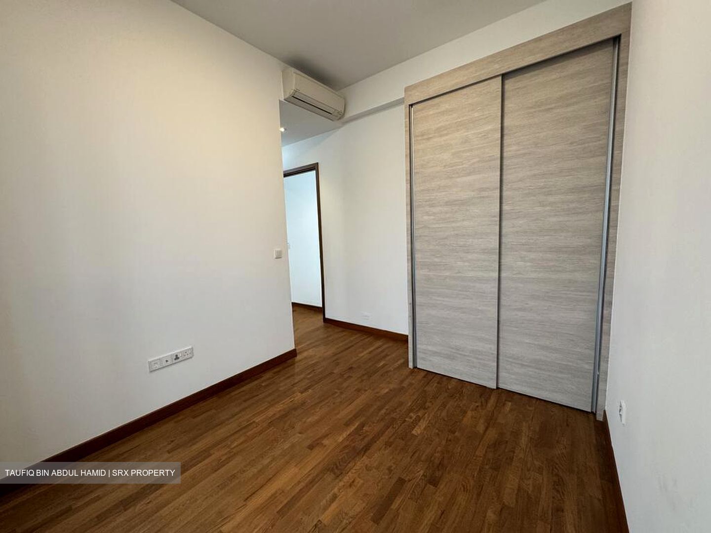 Sunrise Terrace (D28), Terrace #512870071